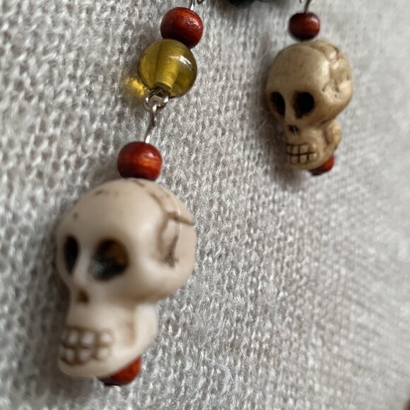 💀 Handmade Skull Bracelet & Earrings Set (Beige, Amber & Brown) - Picture 6 of 12